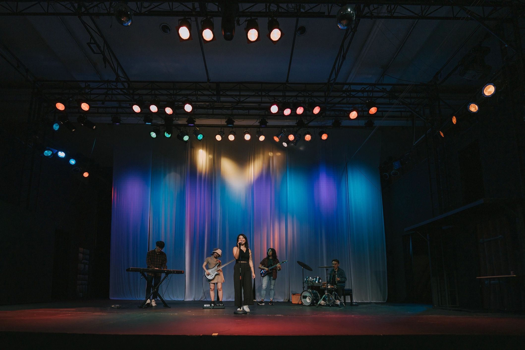 Music video premiere visual